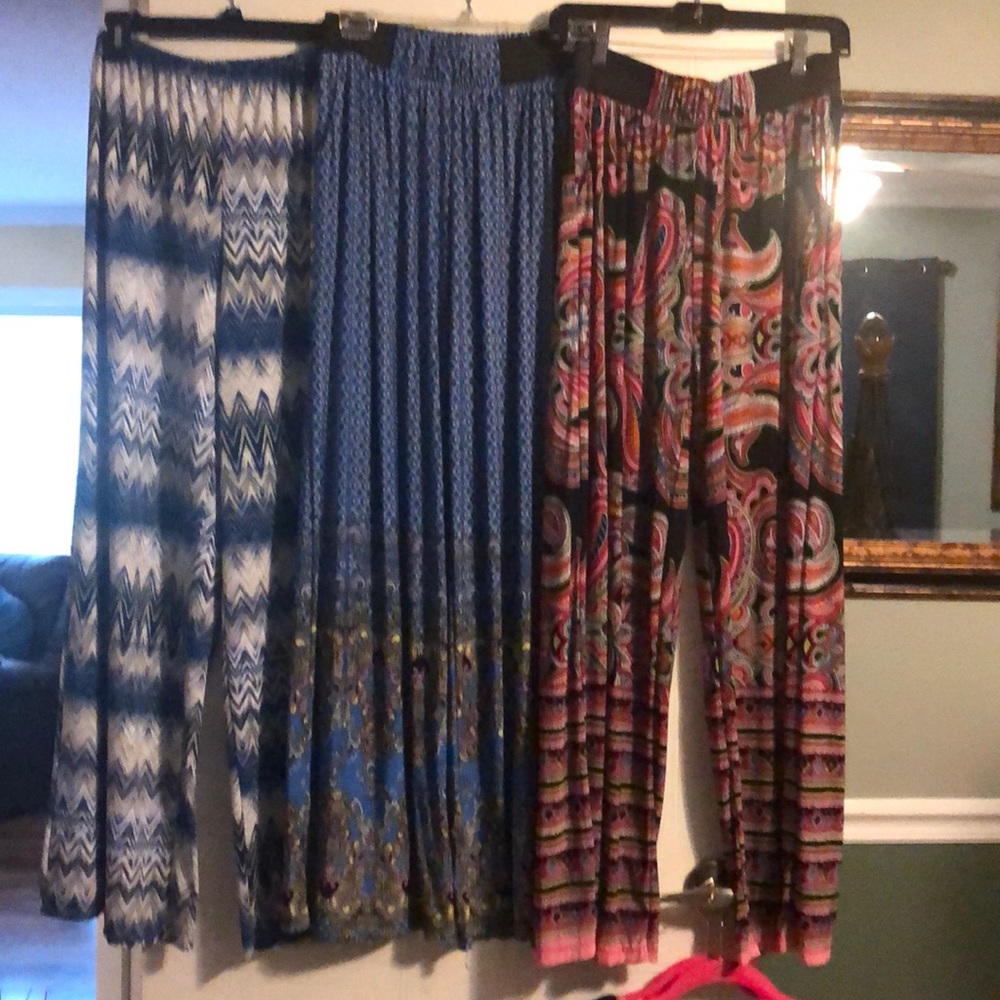 Very comfortable dress up or down pants